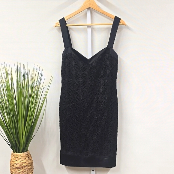 Nicole Miller Dresses & Skirts - Nicole Miller Original Lace Cutout Black Cocktail Mini Dress